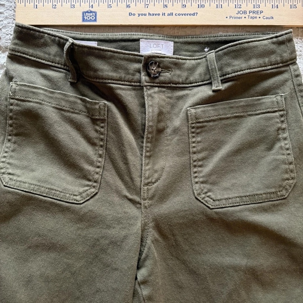 Loft Wide Leg Pants. Size 6.